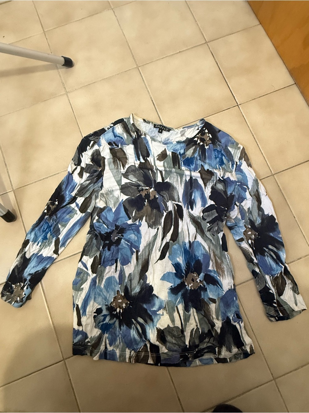 Paniz Blue Floral Tunic Top